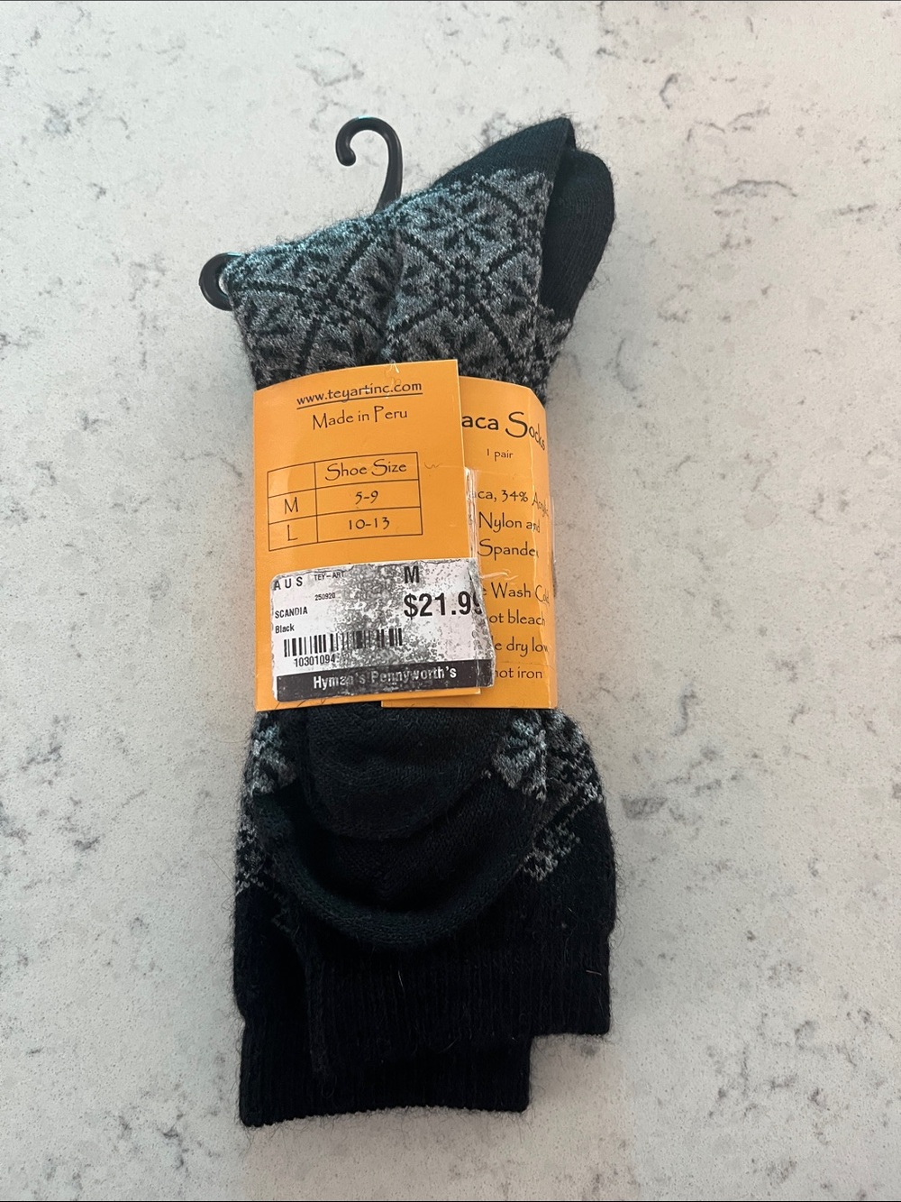 Alpaca Arte Patterned Alpaca Wool Socks - Black & Gray - Picture 2 of 2